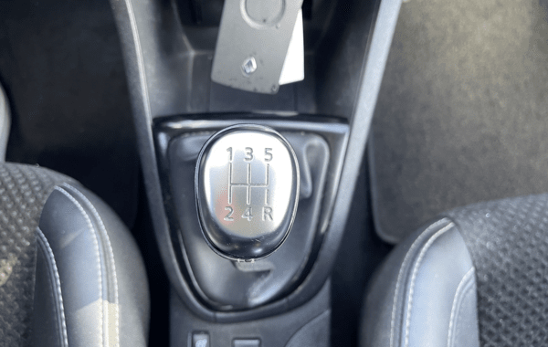 renault-clio-iv-0-9-tce-90ch-intens-euro6-2015 - 70208575