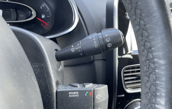 renault-clio-iv-0-9-tce-90ch-intens-euro6-2015 - 70208575