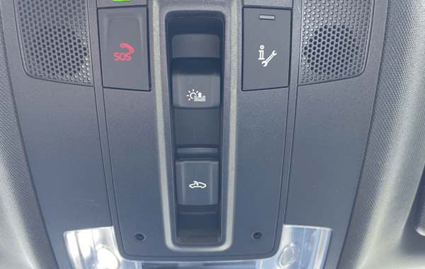 audi-q3-35-tfsi-150ch-s-line-s-tronic-7 - 70228575