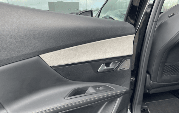 peugeot-3008-1-2-puretech-130ch-s-s-gt-pack-eat8 - 70288575