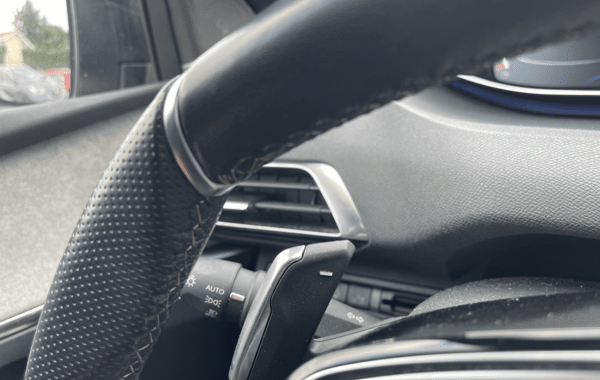 peugeot-3008-1-2-puretech-130ch-s-s-gt-pack-eat8 - 70288575