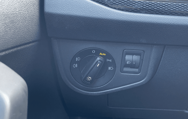 volkswagen-taigo-1-0-tsi-116ch-life-plus - 70298575