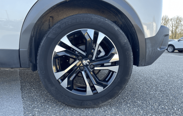 peugeot-2008-1-5-bluehdi-130ch-s-s-gt-eat8-125g - 70738575