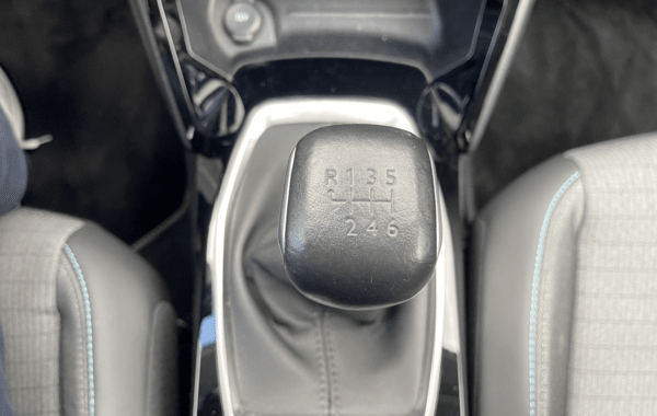 peugeot-208-1-5-bluehdi-100ch-s-s-allure - 70948575