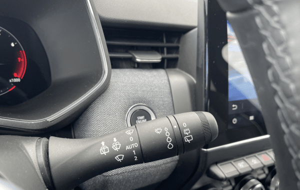 renault-clio-v-1-0-tce-90ch-techno-24 - 70958575