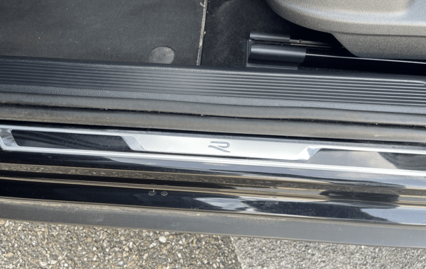 volkswagen-t-roc-1-5-tsi-evo2-150ch-r-line-dsg7 - 71238575