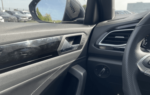 volkswagen-t-roc-1-5-tsi-evo2-150ch-r-line-dsg7 - 71238575