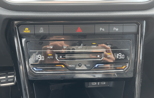 volkswagen-t-roc-1-5-tsi-evo2-150ch-r-line-dsg7 - 71238575