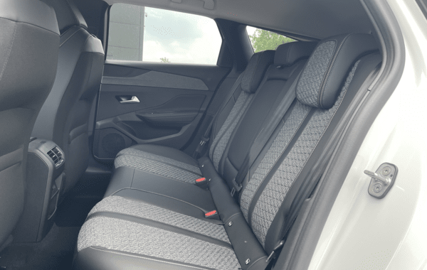 peugeot-308-sw-1-5-bluehdi-130ch-s-s-allure-eat8 - 71768575