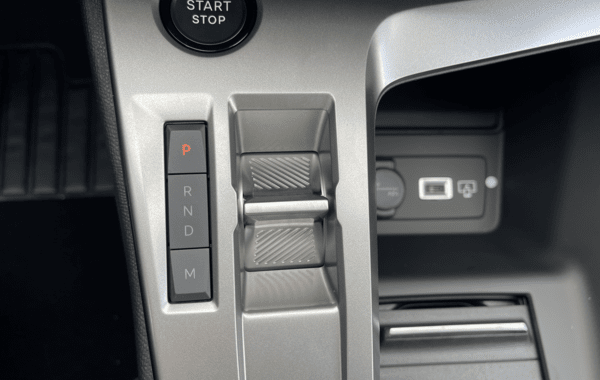 peugeot-308-sw-1-5-bluehdi-130ch-s-s-allure-eat8 - 71768575