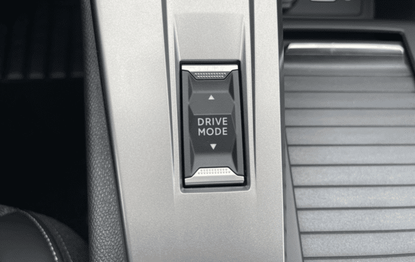 peugeot-308-sw-1-5-bluehdi-130ch-s-s-allure-eat8 - 71768575