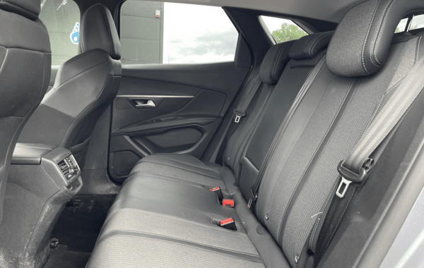 peugeot-3008-1-2-puretech-130ch-allure-s-s - 71808575