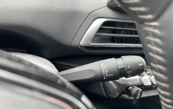 peugeot-3008-1-2-puretech-130ch-allure-s-s - 71808575