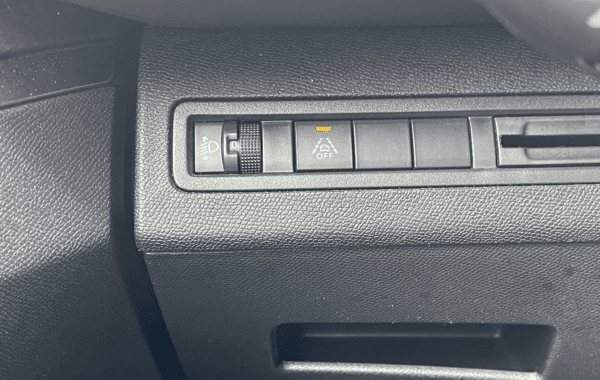 peugeot-3008-1-2-puretech-130ch-allure-s-s - 71808575