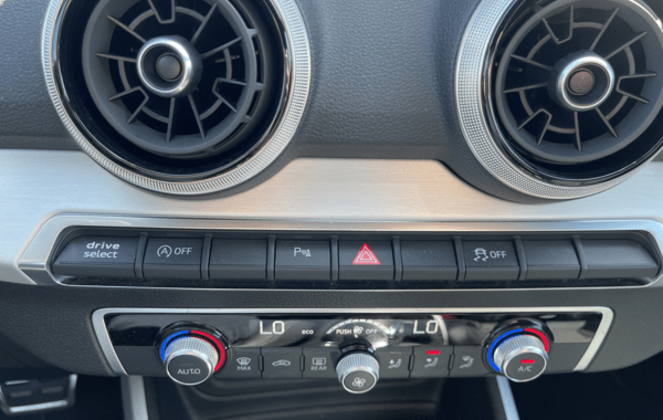 audi-q2-35-tdi-150ch-s-line-s-tronic-7 - 71878575