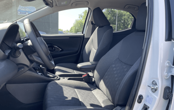 toyota-yaris-116h-design-5p-my25 - 72148575