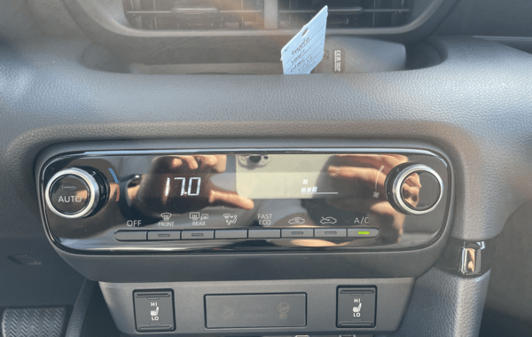 toyota-yaris-116h-design-5p-my25 - 72148575