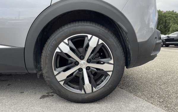 peugeot-3008-1-2-puretech-130ch-allure-s-s-eat6 - 72858575