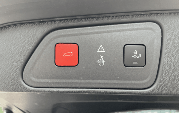 peugeot-3008-1-2-puretech-130ch-allure-s-s-eat6 - 72858575