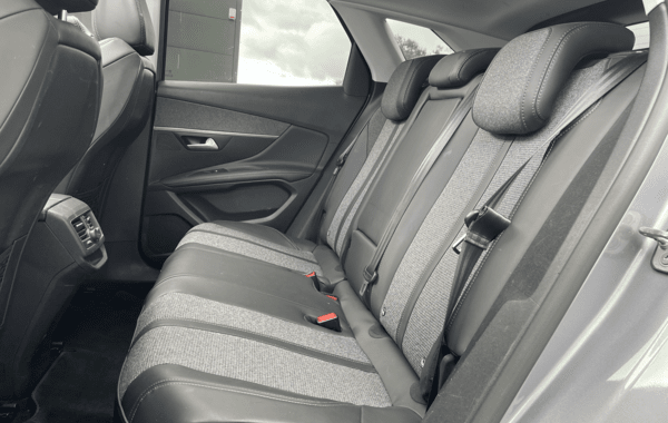 peugeot-3008-1-2-puretech-130ch-allure-s-s-eat6 - 72858575