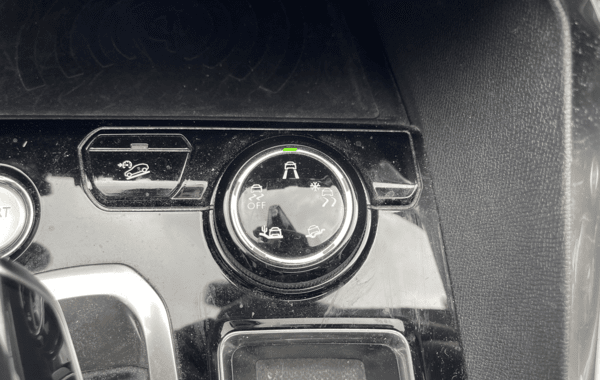 peugeot-3008-1-2-puretech-130ch-allure-s-s-eat6 - 72858575