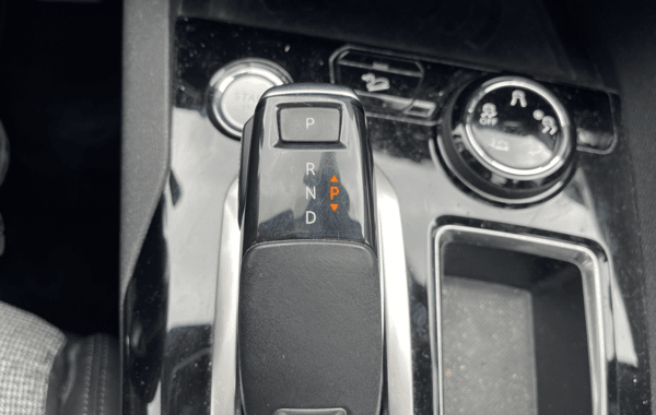 peugeot-3008-1-2-puretech-130ch-allure-s-s-eat6 - 72858575
