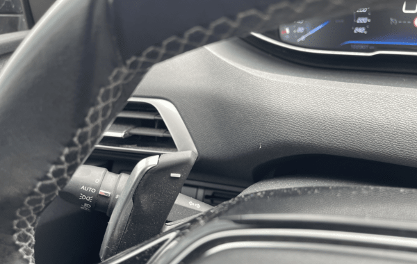 peugeot-3008-1-2-puretech-130ch-allure-s-s-eat6 - 72858575