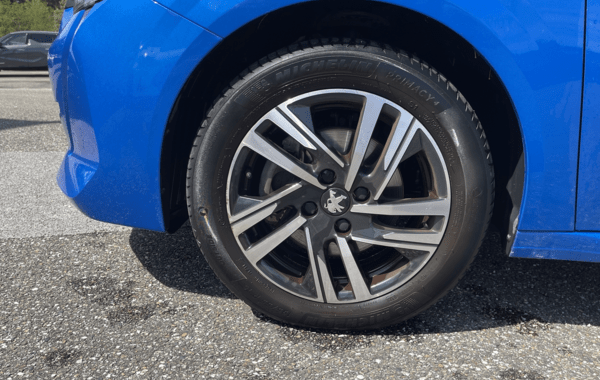 peugeot-208-1-2-puretech-100ch-s-s-allure-pack-eat8 - 74038575