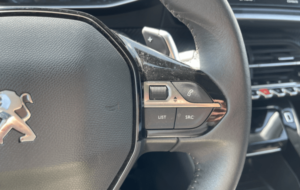 peugeot-208-1-2-puretech-100ch-s-s-allure-pack-eat8 - 74038575